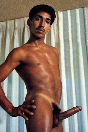 Ernie Nava Inches Magazine