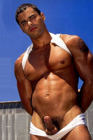 Armando Sao Mamede Torso Magazine