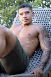 Gui Souza Naked Sword