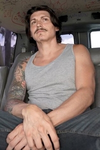 Andy Mendoza Bait Bus